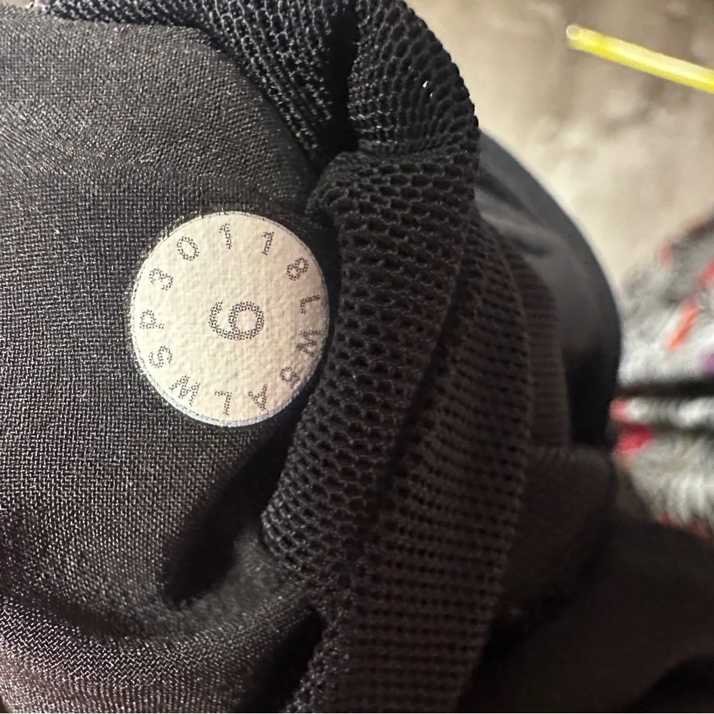 On The Fly pant in Black size 6 - Picture 4 of 7